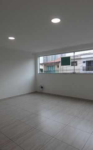 Casa à venda com 350m², 3 quartos e 4 vagasSala 2