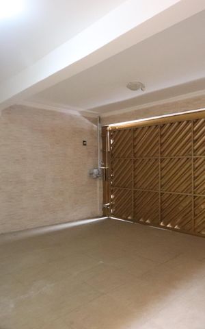 Casa à venda com 350m², 3 quartos e 4 vagasGaragem