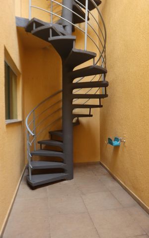 Casa à venda com 350m², 3 quartos e 4 vagasQuintal