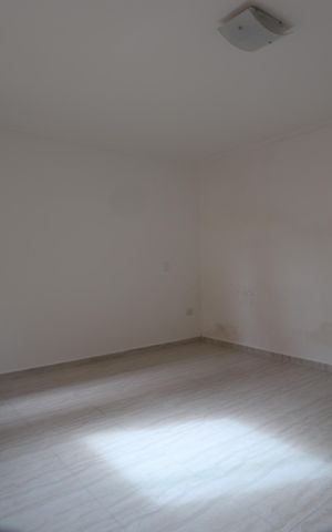 Casa à venda com 350m², 3 quartos e 4 vagasEscritório