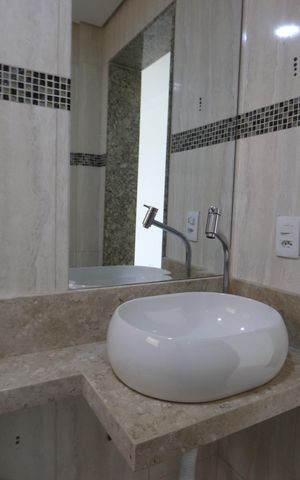 Casa à venda com 350m², 3 quartos e 4 vagasBanheiro da Suíte