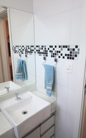 Apartamento à venda com 79m², 3 quartos e 2 vagasBanheiro
