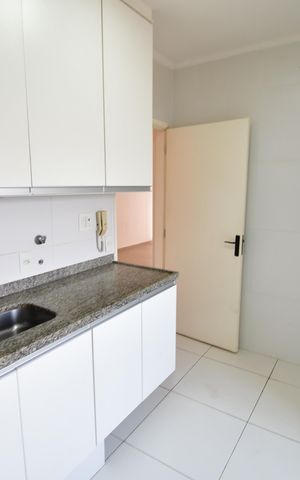 Apartamento à venda com 81m², 2 quartos e 1 vagaCozinha