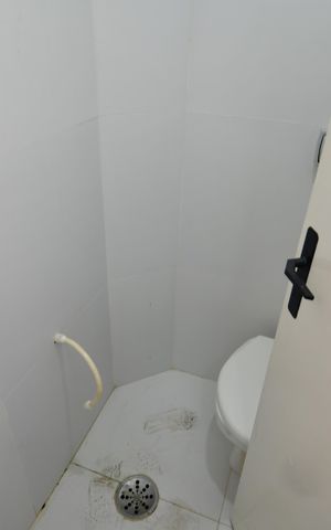 Apartamento à venda com 81m², 2 quartos e 1 vagaBanheiro de serviço