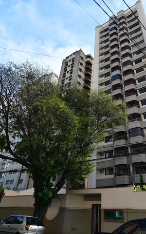 Apartamento à venda com 81m², 2 quartos e 1 vagaFachada do Prédio