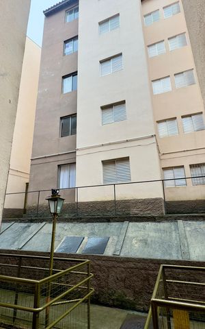 Apartamento para alugar com 48m², 2 quartos e 1 vaga Apartamento para alugar com 48m², 2 quartos e 1 vagaPlaca instalada na fachada do imóvel