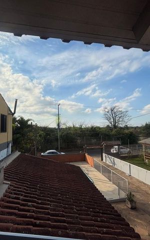 Casa à venda com 250m², 3 quartos e 5 vagas