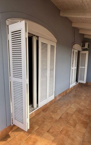 Casa à venda com 250m², 3 quartos e 5 vagas