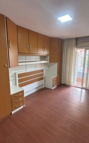 Casa à venda com 250m², 3 quartos e 5 vagas Casa à venda com 250m², 3 quartos e 5 vagasQuarto 1