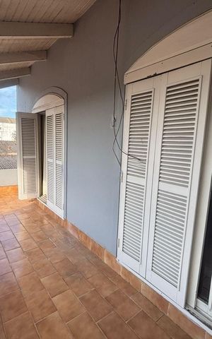 Casa à venda com 250m², 3 quartos e 5 vagas