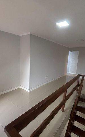 Casa à venda com 250m², 3 quartos e 5 vagas