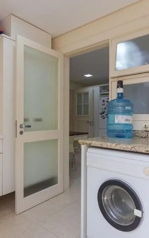 Casa de condomínio para alugar com 487m², 4 quartos e 3 vagas