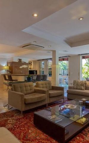 Casa de condomínio para alugar com 487m², 4 quartos e 3 vagas