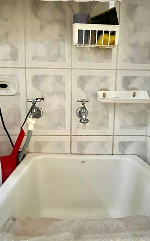 Casa de condomínio à venda com 176m², 3 quartos e 2 vagas Casa de condomínio à venda com 176m², 3 quartos e 2 vagasÁrea de Serviço