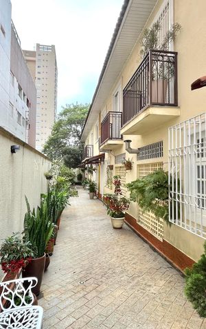 Casa de condomínio à venda com 176m², 3 quartos e 2 vagas Casa de condomínio à venda com 176m², 3 quartos e 2 vagasÁrea comum