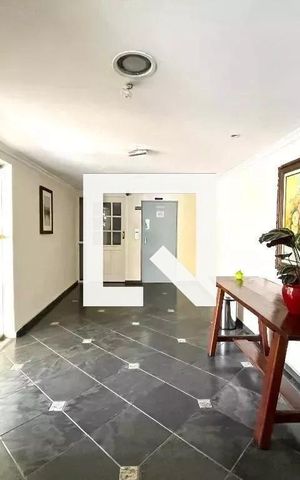 Apartamento à venda com 190m², 3 quartos e 1 vaga Apartamento à venda com 190m², 3 quartos e 1 vagaHall social