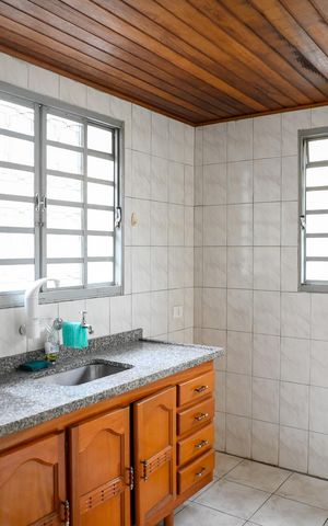 Casa para alugar com 192m², 3 quartos e 2 vagas Casa para alugar com 192m², 3 quartos e 2 vagasCozinha/Área de Serviço - Casa 2