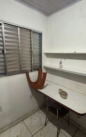Casa à venda com 250m², 4 quartos e 2 vagas Casa à venda com 250m², 4 quartos e 2 vagasÁrea de Serviço