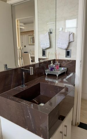 Apartamento para alugar com 160m², 3 quartos e 2 vagasBanheiro