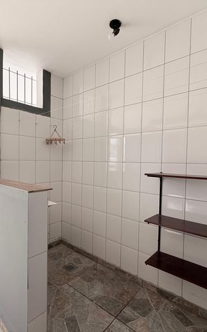 Casa para alugar com 70m², 2 quartos e 1 vagaÁrea de Serviço