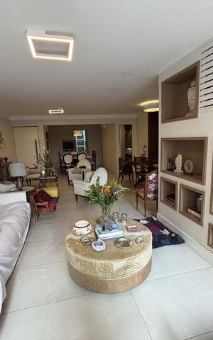 Apartamento à venda com 156m², 3 quartos e 2 vagas Apartamento à venda com 156m², 3 quartos e 2 vagasSala