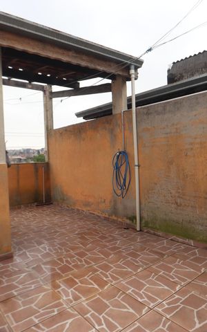 Casa à venda com 84m², 2 quartos e 2 vagasTerraço