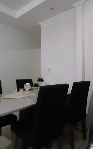 Casa à venda com 84m², 2 quartos e 2 vagasSala de Jantar