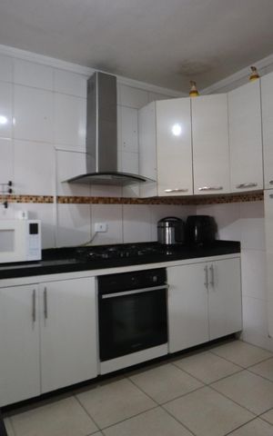 Casa à venda com 84m², 2 quartos e 2 vagasCozinha