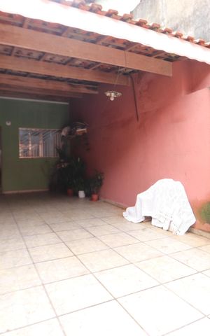 Casa à venda com 84m², 2 quartos e 2 vagasGaragem