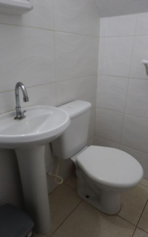 Casa à venda com 84m², 2 quartos e 2 vagasLavabo