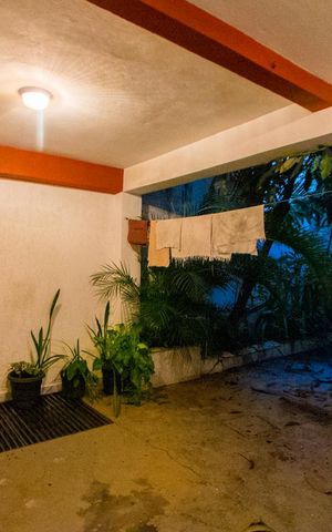 Casa à venda com 268m², 3 quartos e 4 vagas Casa à venda com 268m², 3 quartos e 4 vagasQuintal/Garagem