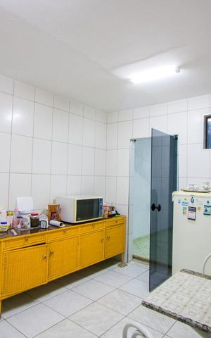 Casa à venda com 268m², 3 quartos e 4 vagas Casa à venda com 268m², 3 quartos e 4 vagasCozinha