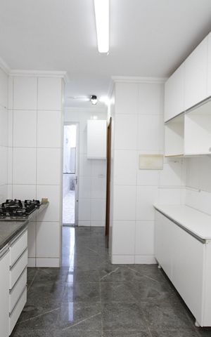Apartamento à venda com 166m², 4 quartos e 2 vagasCozinha