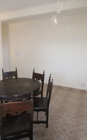 Casa para alugar com 80m², 3 quartos e 1 vagaSala