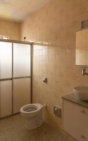 Apartamento para alugar com 90m², 2 quartos e sem vagaBanheiro