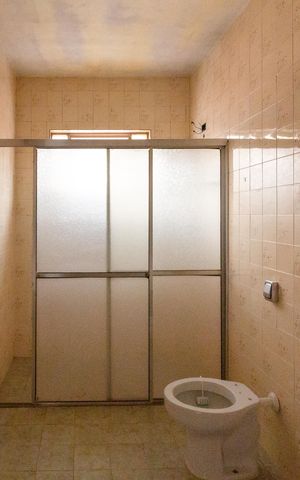 Apartamento para alugar com 90m², 2 quartos e sem vagaBanheiro