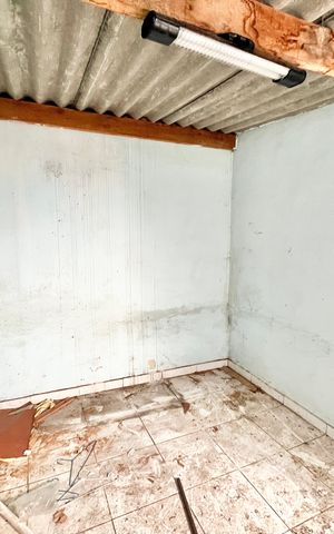 Casa à venda com 125m², 5 quartos e 2 vagas Casa à venda com 125m², 5 quartos e 2 vagasEdícula