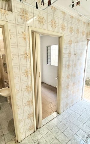 Casa à venda com 125m², 5 quartos e 2 vagas Casa à venda com 125m², 5 quartos e 2 vagasÁrea de Serviço