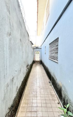 Casa à venda com 125m², 5 quartos e 2 vagas Casa à venda com 125m², 5 quartos e 2 vagasCorredor
