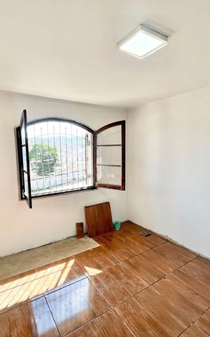 Casa à venda com 125m², 5 quartos e 2 vagas Casa à venda com 125m², 5 quartos e 2 vagasSuíte