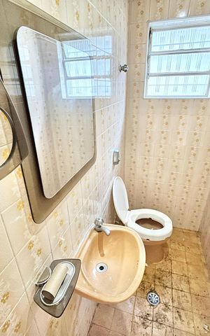 Casa à venda com 125m², 5 quartos e 2 vagas Casa à venda com 125m², 5 quartos e 2 vagasLavabo