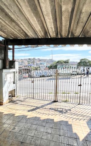 Casa à venda com 125m², 5 quartos e 2 vagas Casa à venda com 125m², 5 quartos e 2 vagasGaragem