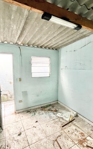 Casa à venda com 125m², 5 quartos e 2 vagas Casa à venda com 125m², 5 quartos e 2 vagasEdícula