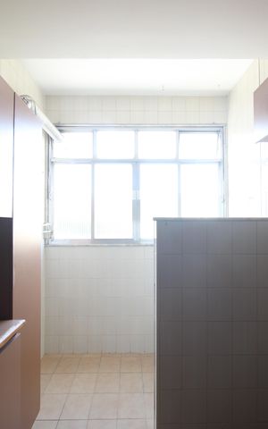 Apartamento à venda com 78m², 2 quartos e 1 vagaÁrea de serviço