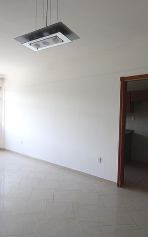 Apartamento à venda com 78m², 2 quartos e 1 vagaSala