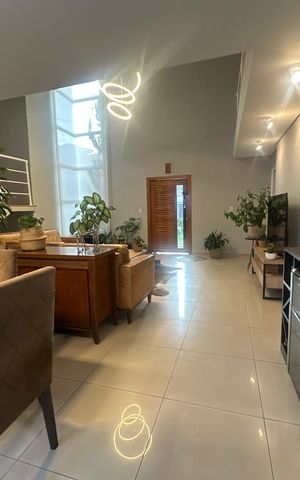 Casa de condomínio para alugar com 330m², 4 quartos e 5 vagas Casa de condomínio para alugar com 330m², 4 quartos e 5 vagasSala