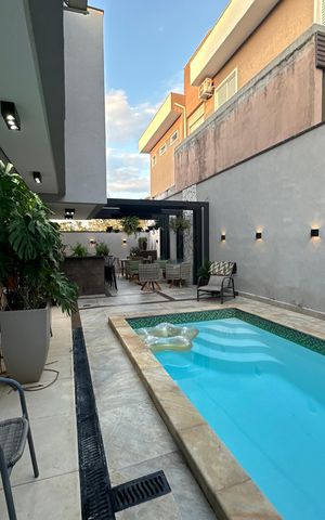 Casa de condomínio para alugar com 330m², 4 quartos e 5 vagas Casa de condomínio para alugar com 330m², 4 quartos e 5 vagasPiscina