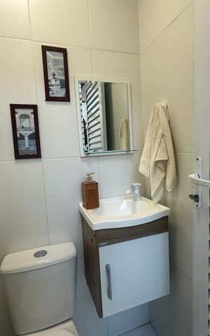 Casa de condomínio para alugar com 330m², 4 quartos e 5 vagas Casa de condomínio para alugar com 330m², 4 quartos e 5 vagasBanheiro Social