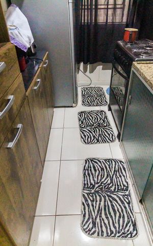 Apartamento à venda com 42m², 2 quartos e 1 vaga Apartamento à venda com 42m², 2 quartos e 1 vagaCozinha e Área de Serviço