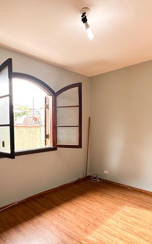 Casa à venda com 166m², 3 quartos e 2 vagas Casa à venda com 166m², 3 quartos e 2 vagasQuarto 2